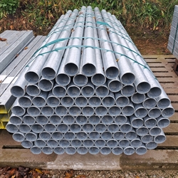 2½ Pfosten zum Einbetonieren